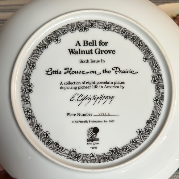 Set of Four Vintage Little house on the Prairie decorative plates 1982 - Picture 3 of 13